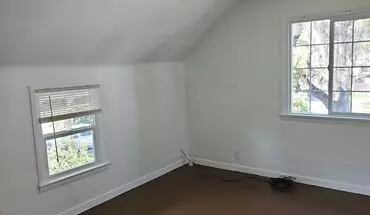 3 of 10 Spacious Older Home In Quiet Neighborhood House for rent in Medford, OR