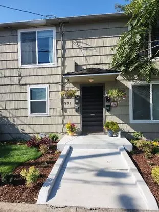 531 N. Holly Apartment for rent in Medford, OR