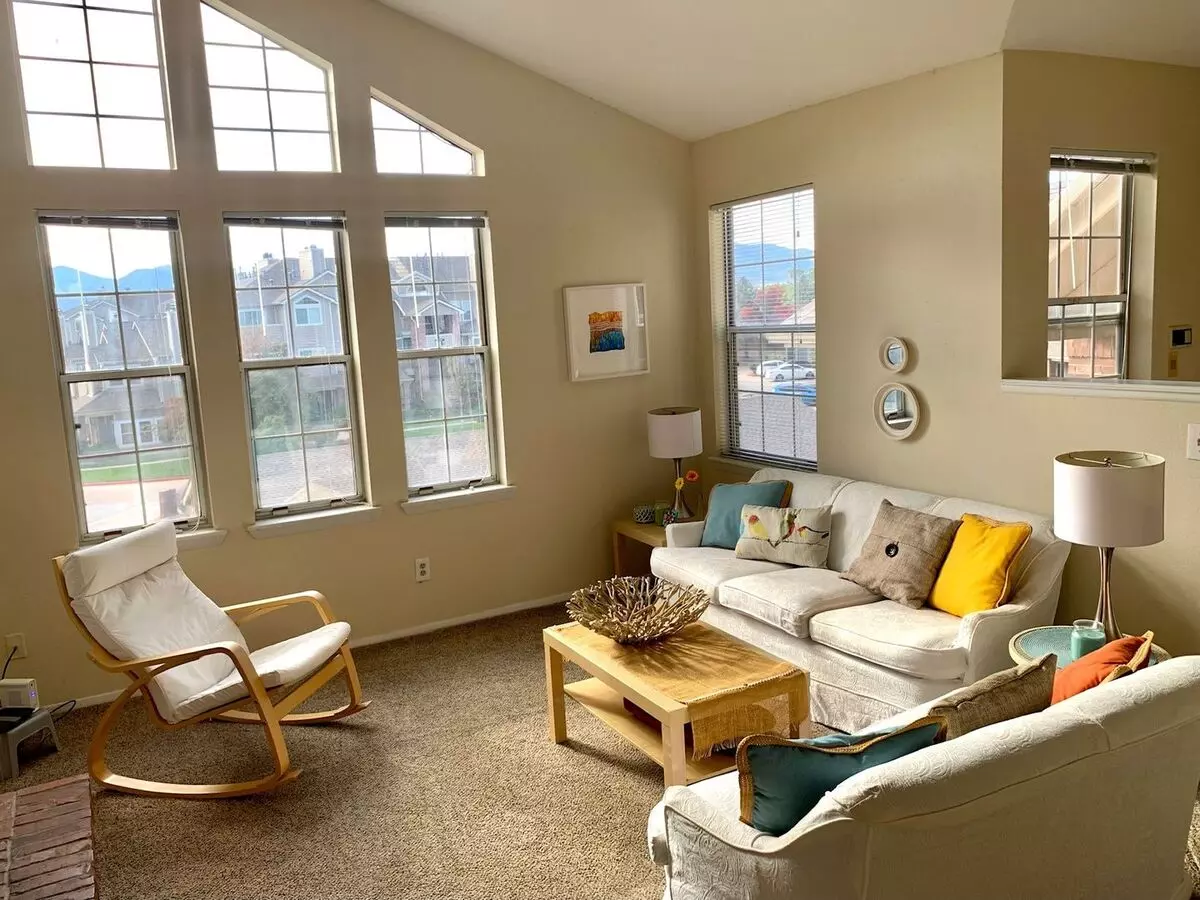 Fabulous Third Floor Two Bedroom With Views! Apartment for rent in Littleton, CO