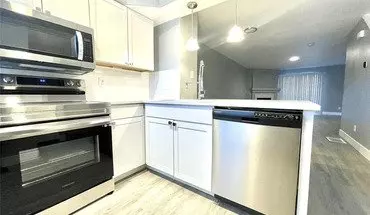 4 of 10 Great Location, Close To Everything! House for rent in Aurora, CO
