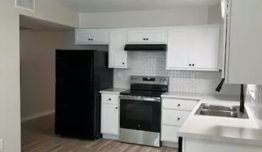5 of 17 Augusta Apartment for rent in Phoenix, AZ