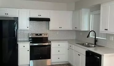 2 of 17 Augusta Apartment for rent in Phoenix, AZ