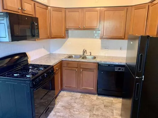 2 Bedroom/1.5 Bathroom Apartment - Second Floor Apartment for rent in Grand Rapids, MI