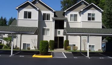 Colina Square Apartment for rent in Sammamish, WA