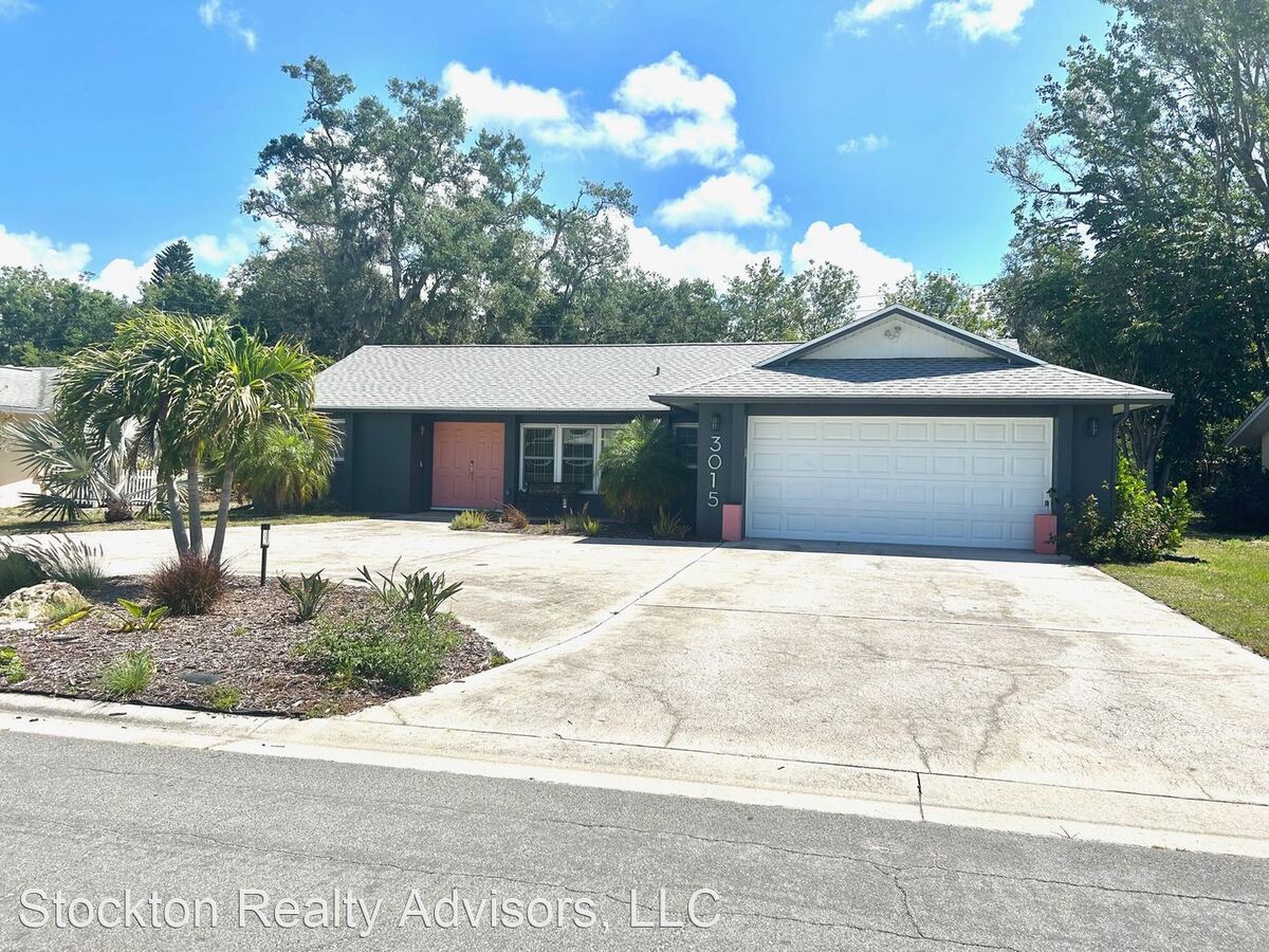3015 Riviera Dr Sarasota, FL House for Rent Rentable