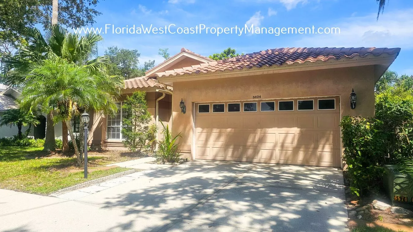 Spacious 3 Bedroom/2 Bath Located Near University Parkway! Super Location! House for rent in Sarasota, FL