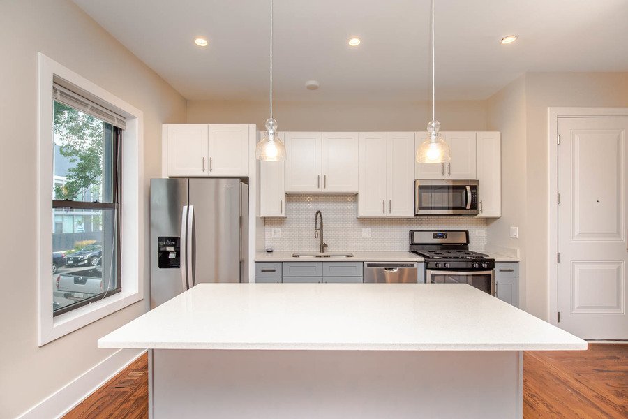 4337 N Hazel Chicago, IL Apartment for Rent Rentable