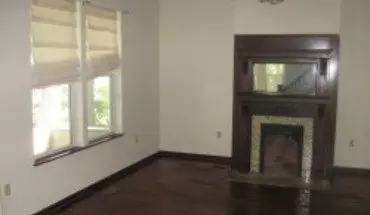 4 of 10 395 E 15th Ave House for rent in Columbus, OH