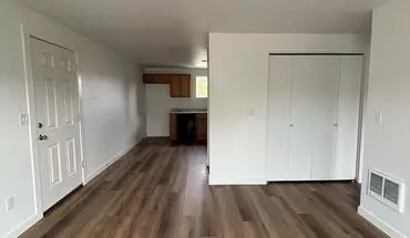 3 of 12 1209 E 10th St Apartment for rent in The Dalles, OR