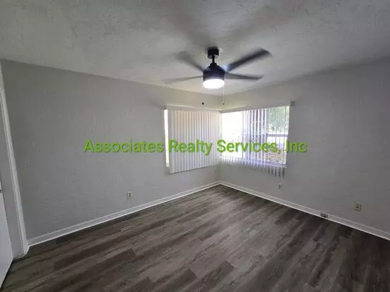 Little Pines Apts-450 Apartment for rent in Gainesville, FL Little Pines Apts-450 Apartment for rent in Gainesville, FL
