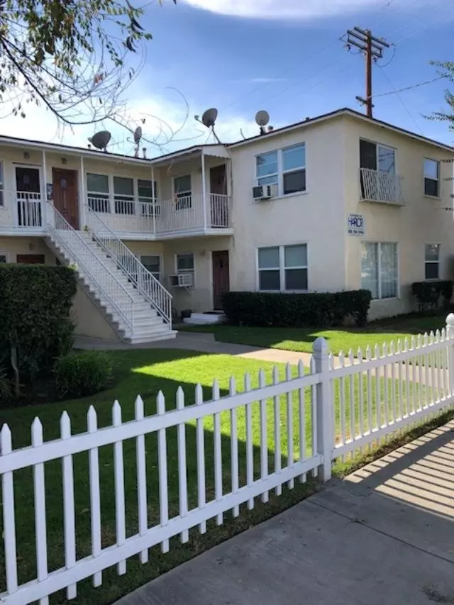 Burbank 2 189 Apartment for rent in Sherman Oaks, CA