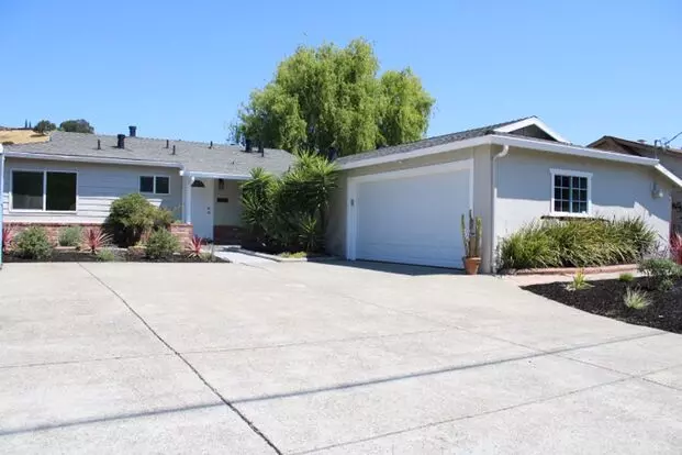 2443 Stokes Ave Apartment for rent in Pinole, CA