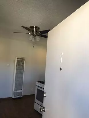 11730 S Vermont Ave Apartment for rent in Los Angeles, CA