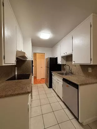 Charming 1-bedroom In The Heart Of Piedmont Ave – Prime Oakland Location! Apartment for rent in Oakland, CA