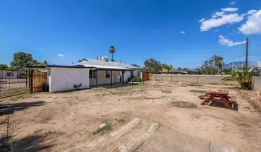 2 of 12 Spacious 3 Bedroom 2 Bath Midtown! House for rent in Tucson, AZ