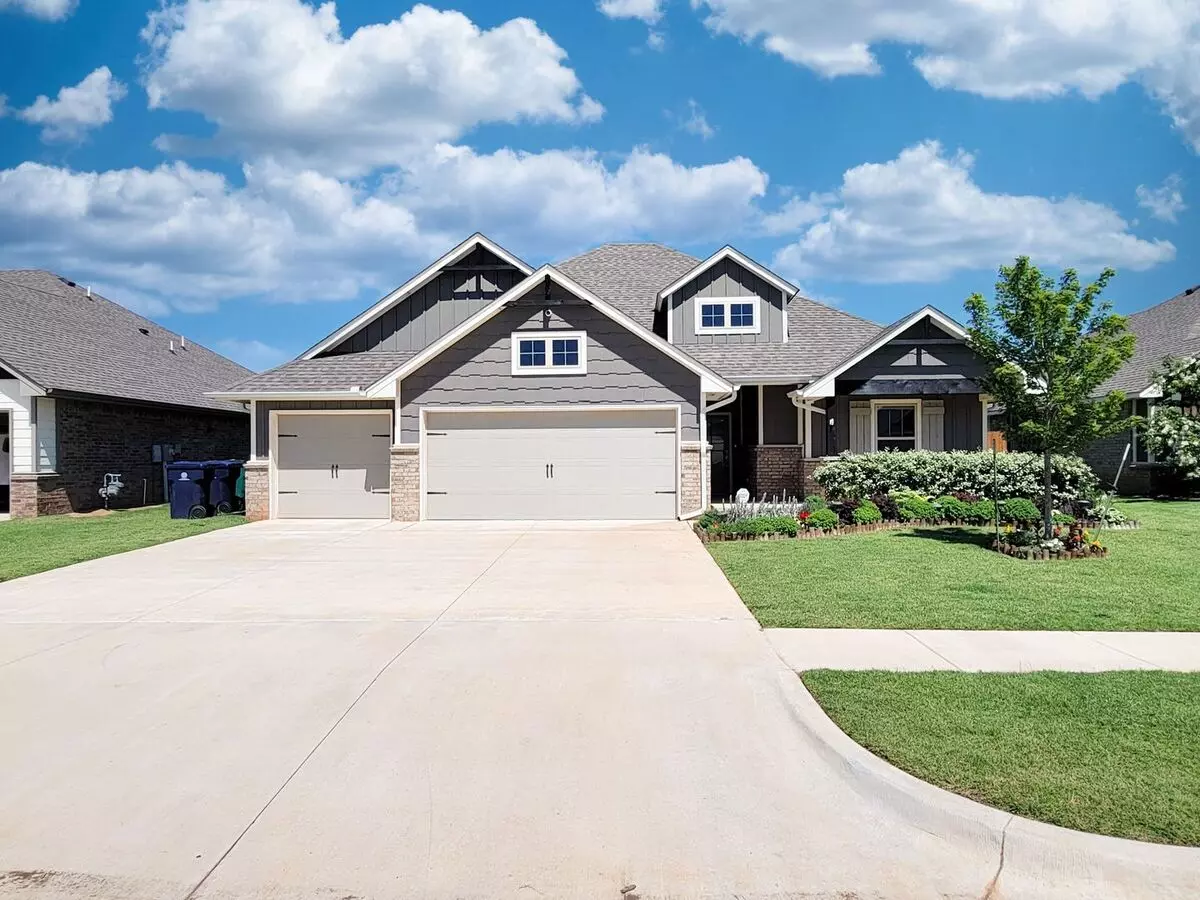 Welcome To Your Dream Home! House for rent in Yukon, OK