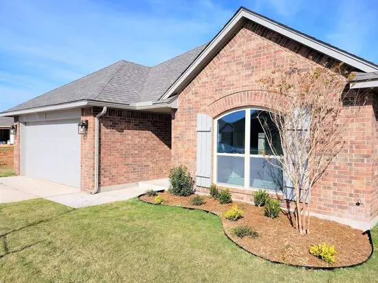 Ask About Our Move-in Special! Apartment for rent in Edmond, OK