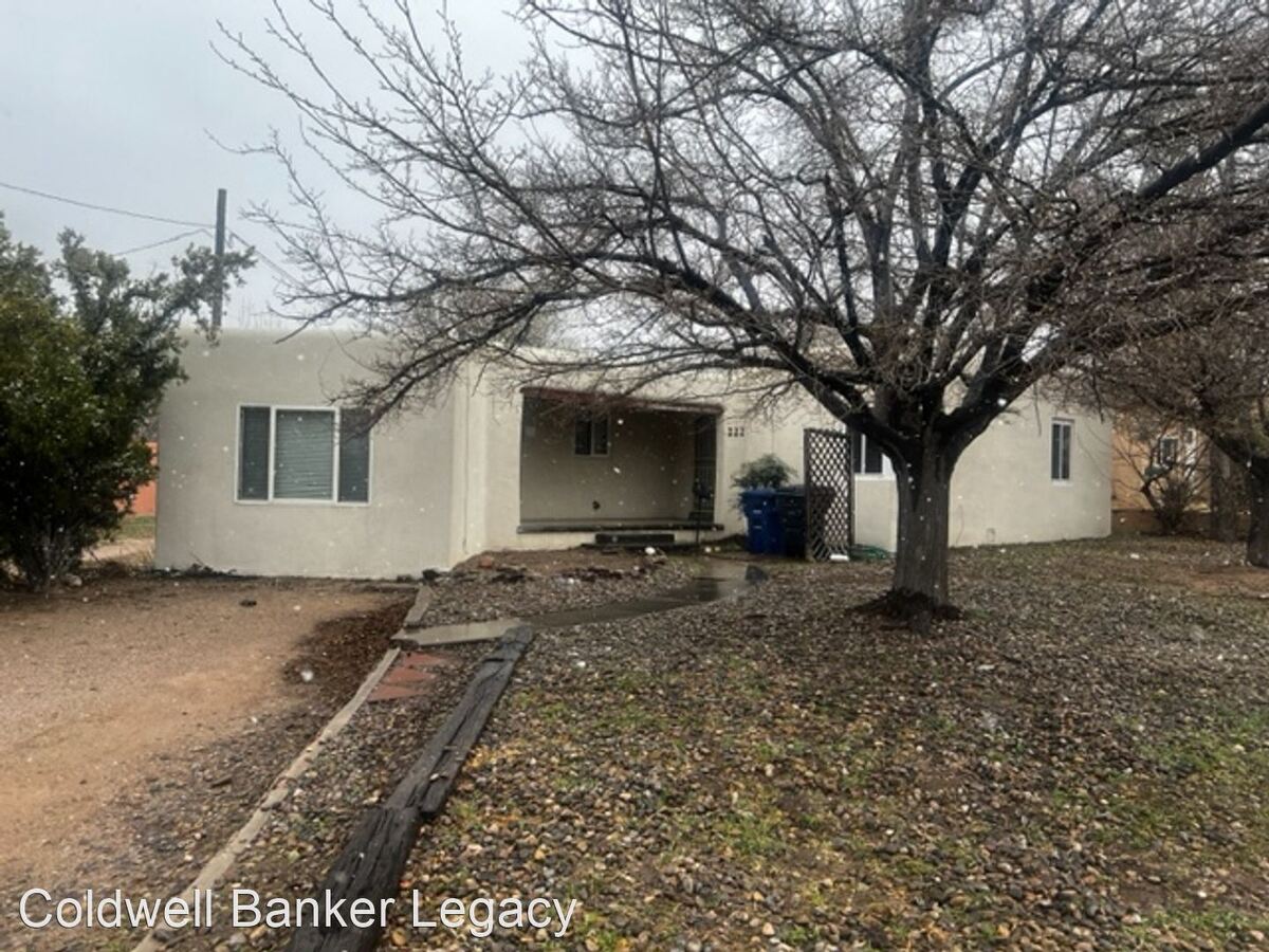 222 Girard Blvd Albuquerque, NM House for Rent Rentable