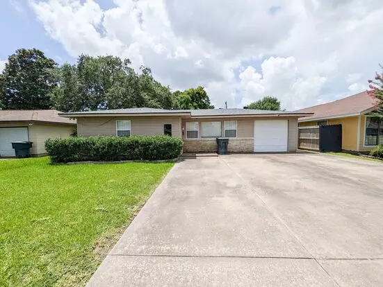 5031 Simpson Ave Apartment for rent in Groves, TX