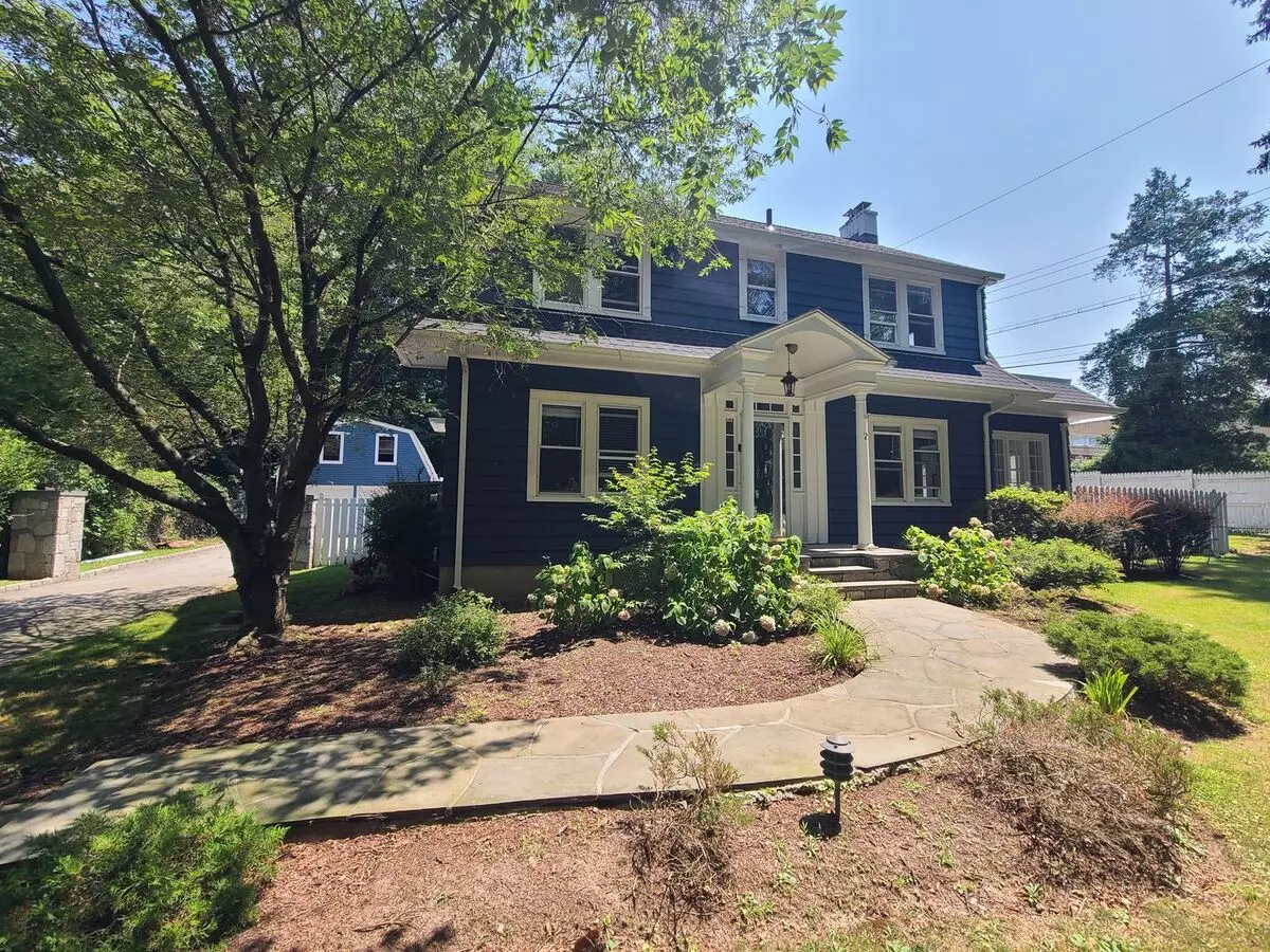 4 Bedrooms And 1.5 Bathrooms, This Home Offers Generous Space Beyond Expectation House for rent in Ossining, NY