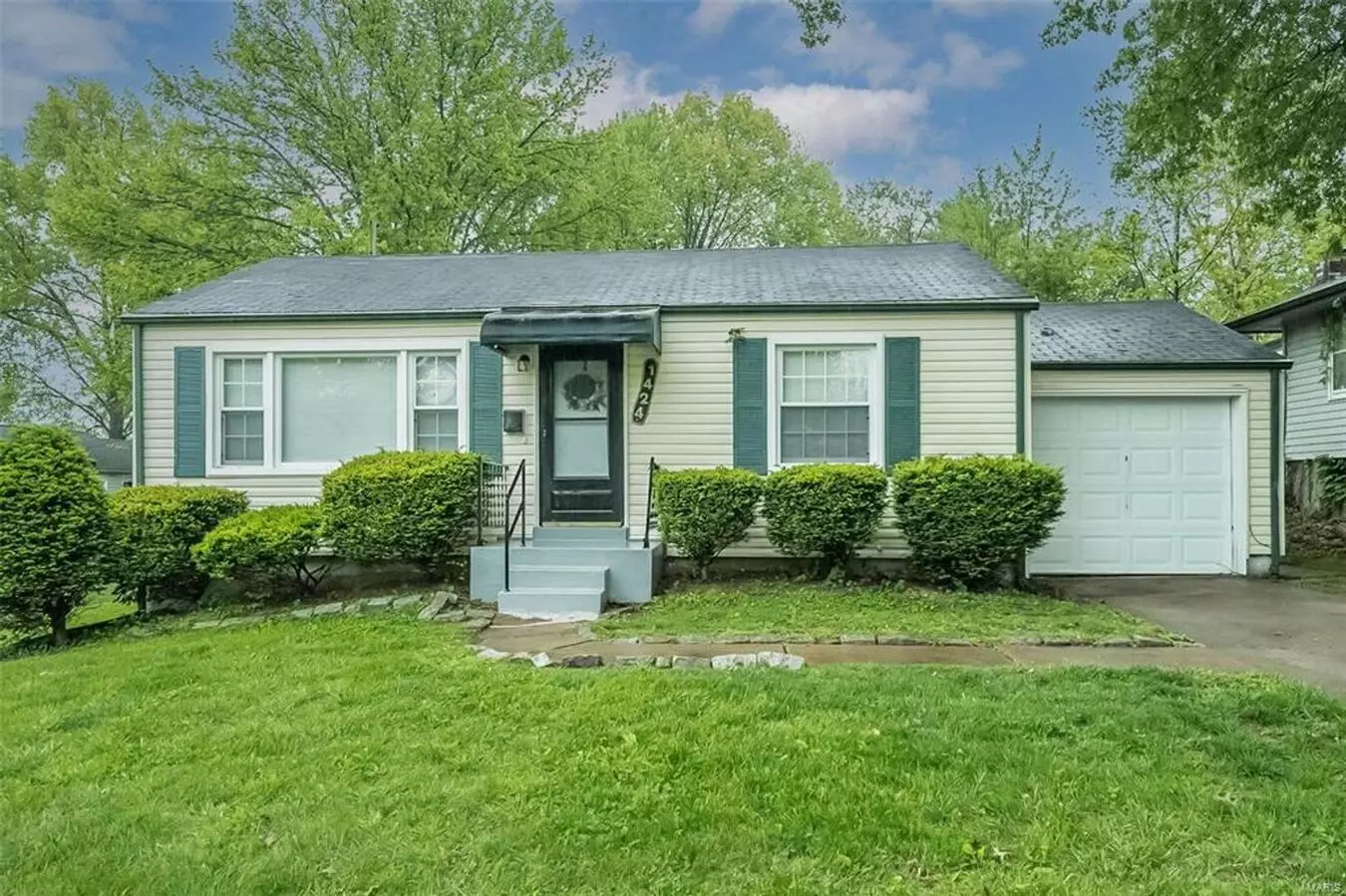 1424 Golden House for rent in St Louis, MO
