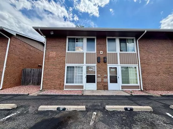 2-bedroom Arvada Townhome Apartment for rent in Arvada, CO