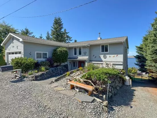 Stunning Home For Lease In Diamond Point Apartment for rent in Sequim, WA