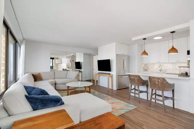 Available Now - Discovery Bay 2 Bed, 2 Bath, 1Covered Parking Apartment for rent in Honolulu, HI