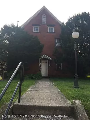 Buttles Ave 182 &amp; Dennison Ave 792 ONYX Apartment for rent in Columbus, OH