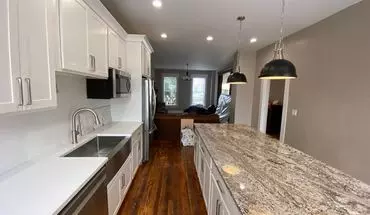 2 of 23 W 10th Ave 115 SB House for rent in Columbus, OH