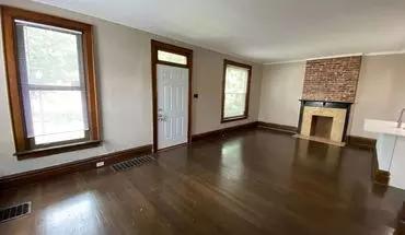 3 of 36 262 E 19th Ave House for rent in Columbus, OH