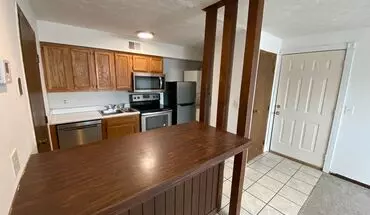 5 of 14 Summit St 1677-1683 TPP Apartment for rent in Columbus, OH