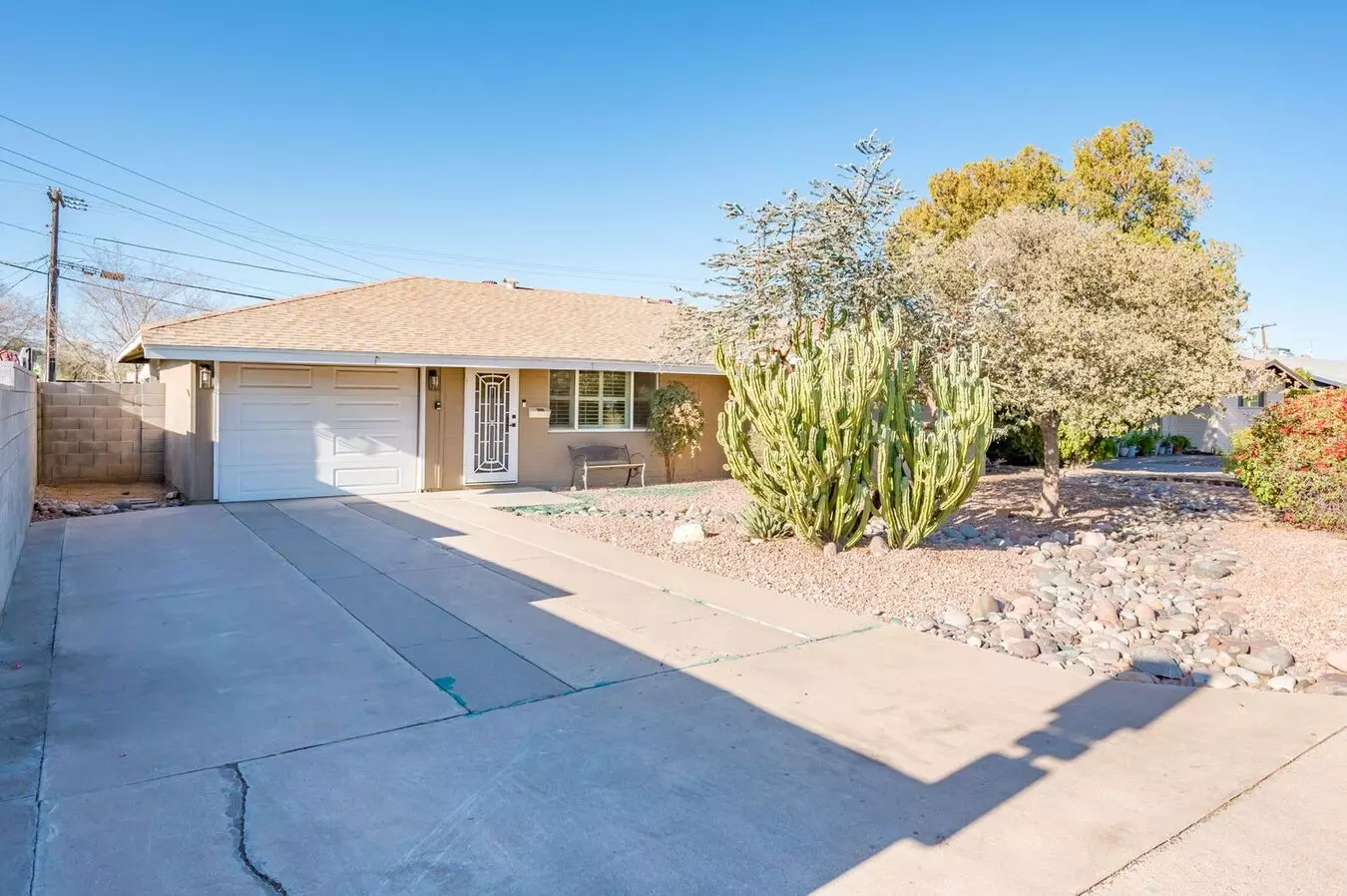 Fully Furnished 3/2 Sfh In Central Phoenix House for rent in Phoenix, AZ