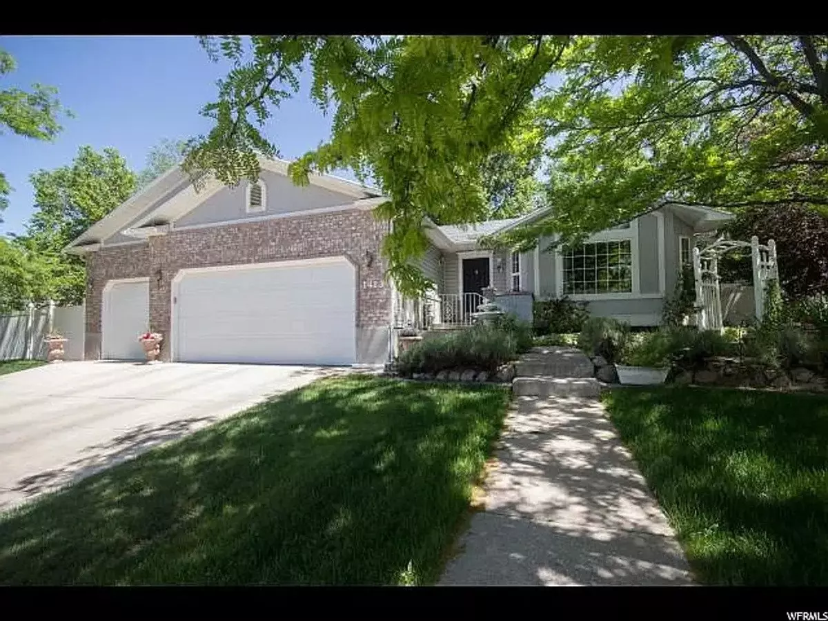 Stunning 4 Bedroom Home In Cliffside Community! House for rent in Logan, UT