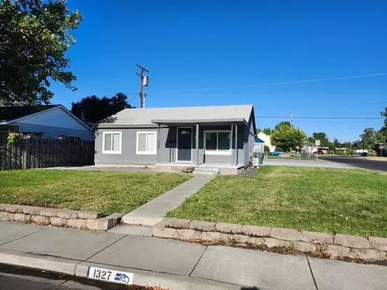 1327 Tunis Ave Apartment for rent in Richland, WA 1327 Tunis Ave Apartment for rent in Richland, WA
