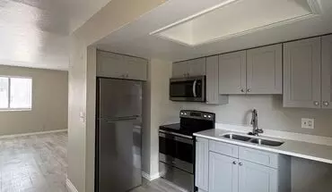 2 of 10 Highline Village Townhomes House for rent in Aurora, CO