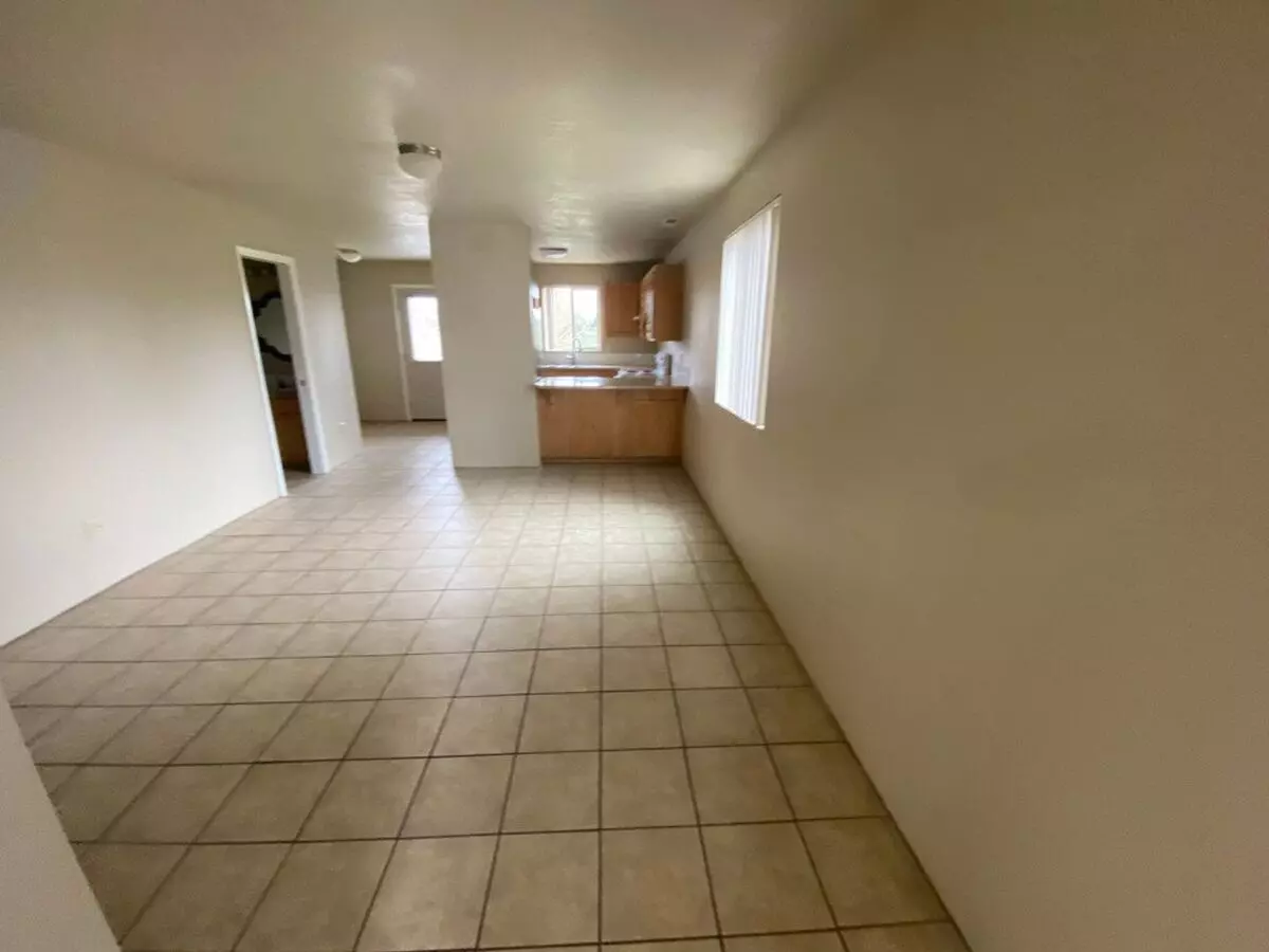 4162 4164 Glacier Vw Apartment for rent in Springfield, OR