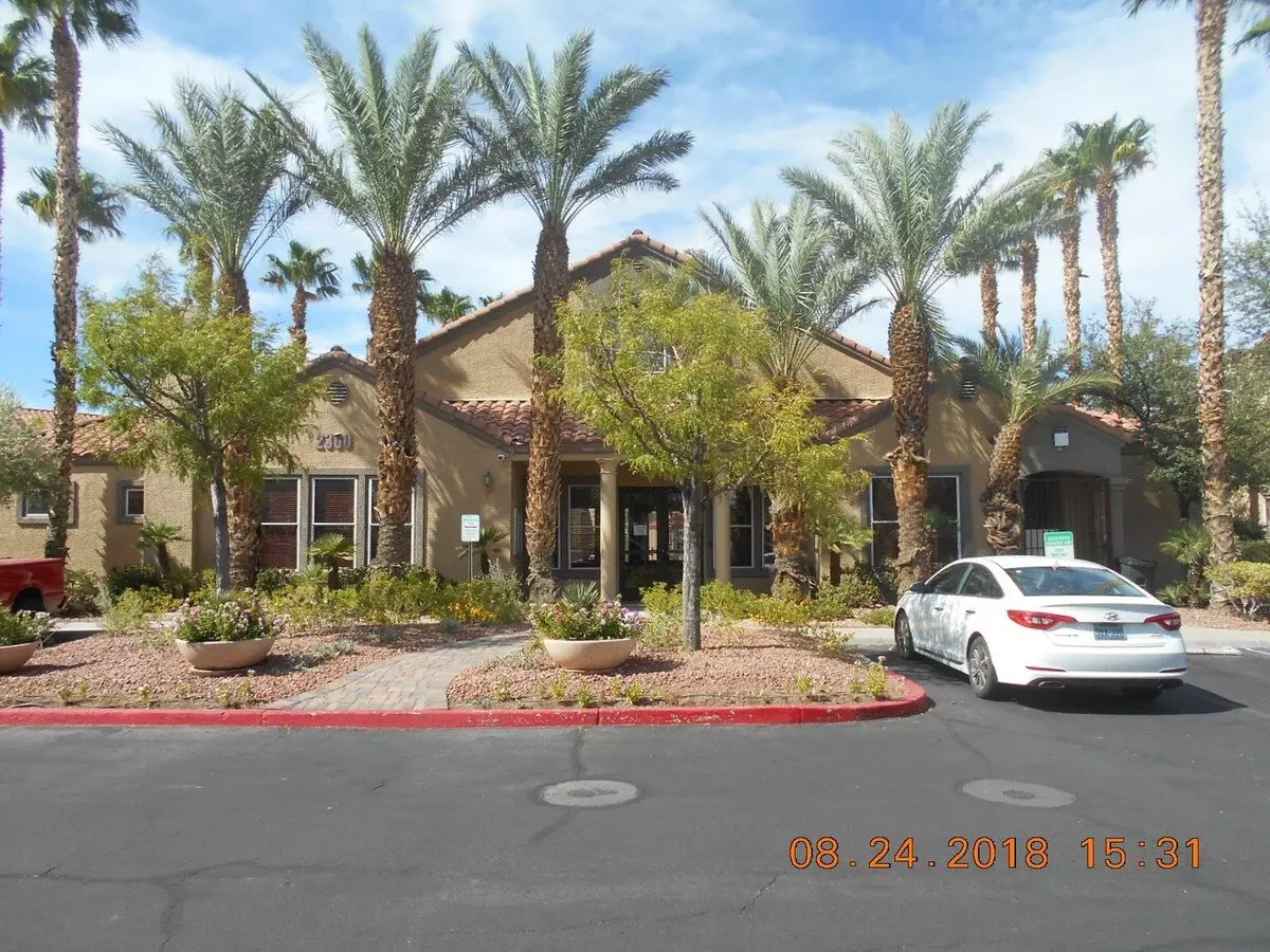 1 Bedroom Remodeled Located In Latigo! House for rent in Las Vegas, NV