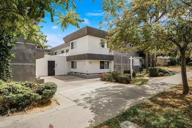 2275 Grand Ave Apartment for rent in Pacific Beach, CA