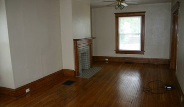 4 of 9 2136 Indiana House for rent in Columbus, OH