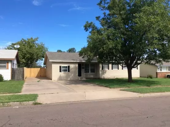 Available September 1st! Completely Updated 4 Bedroom/2 Bath Apartment for rent in Lubbock, TX