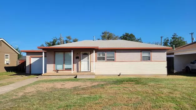 Available November 10th! 3 Bedroom / 1 Bathroom Apartment for rent in Lubbock, TX