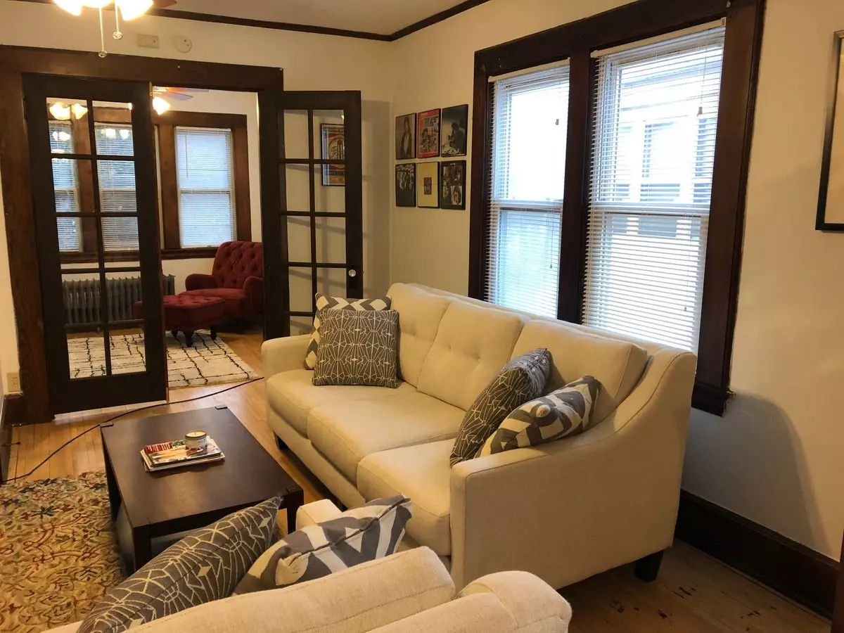 1004 Grand Ave Apartment for rent in St Paul, MN