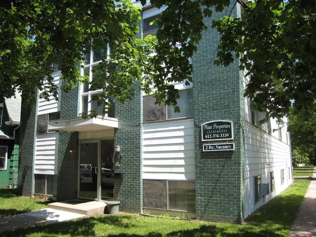 376 N Cleveland Ave Apartment for rent in St Paul, MN