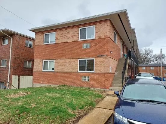 7210-7220 Southwest Ave Apartment for rent in Maplewood, MO