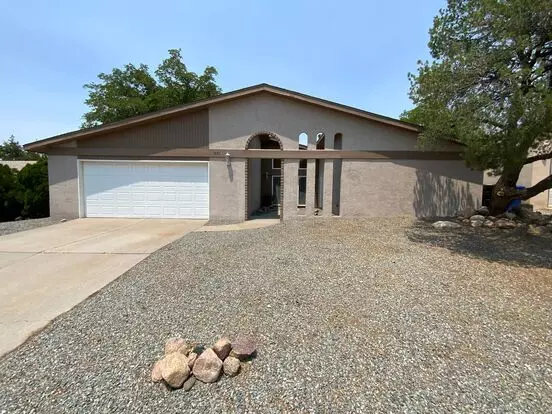 12513 Rosemont Ave NE Apartment for rent in Albuquerque, NM