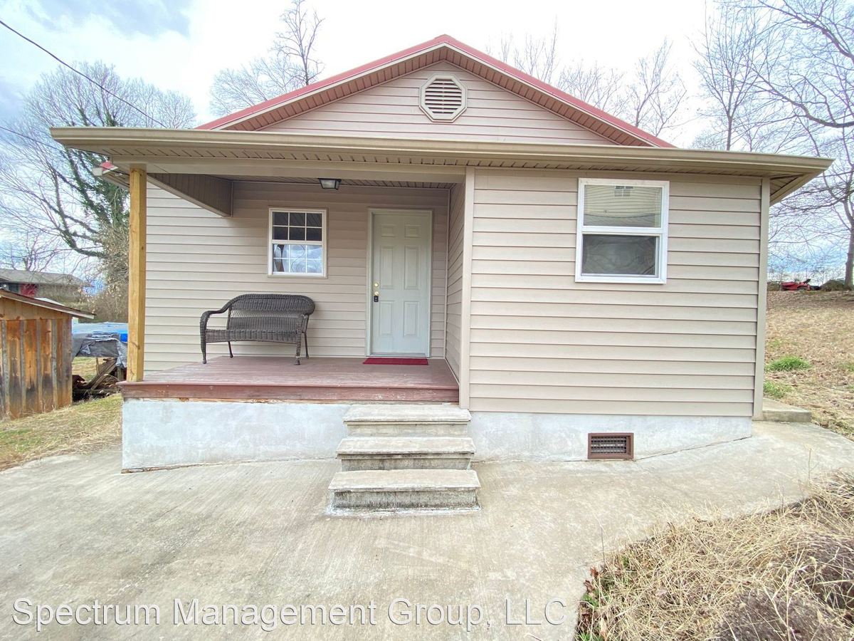 665 2Nd St Newport, TN House for Rent Rentable