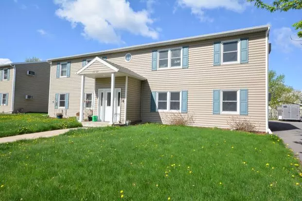 4717 14th Ave Nw Apartment for rent in Rochester, MN