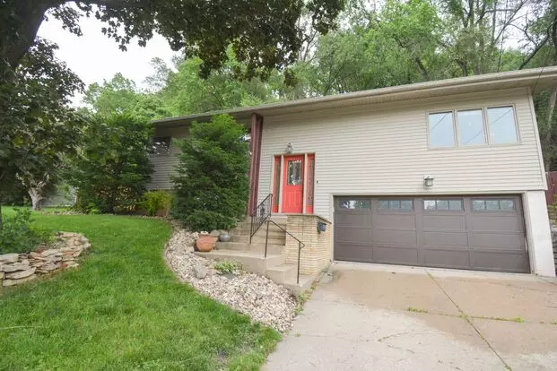 1728 4th Ave NE Apartment for rent in Rochester, MN