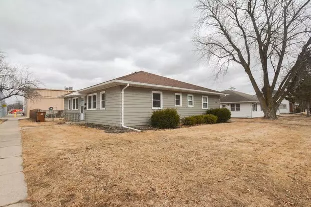 1404 2nd Ave SW Apartment for rent in Austin, MN